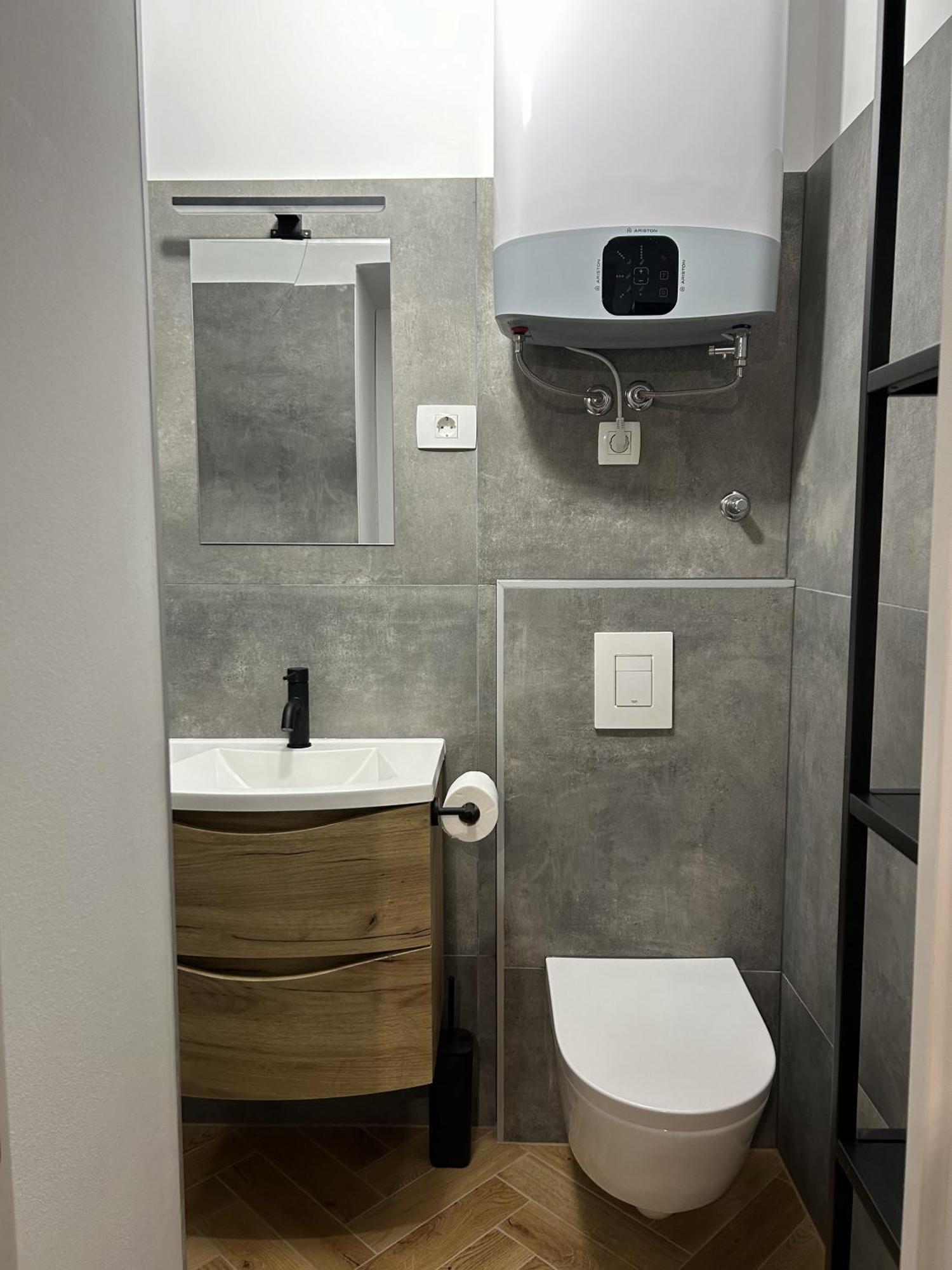 Gg Art Apartments III Ljubljana Ngoại thất bức ảnh