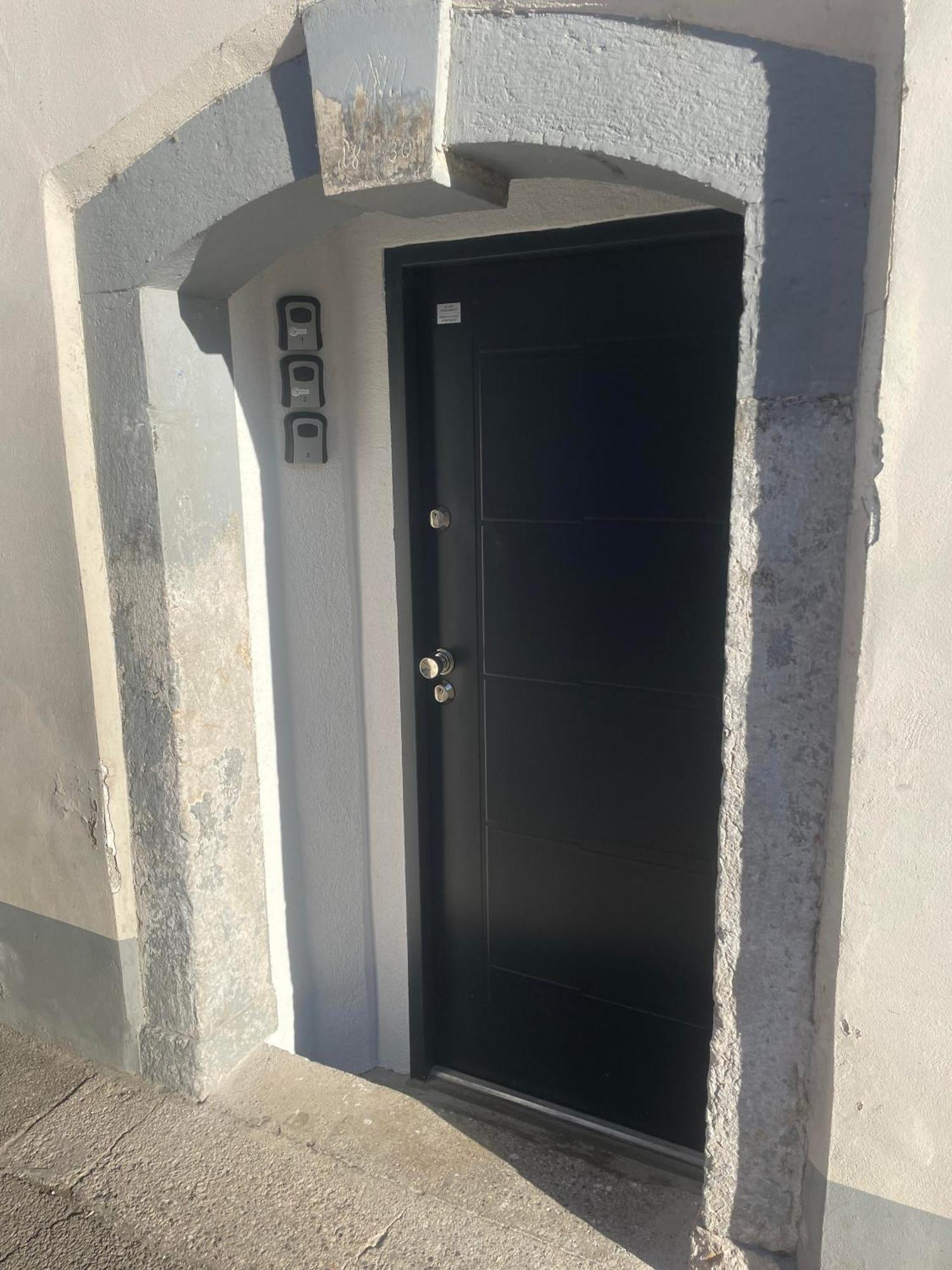 Gg Art Apartments III Ljubljana Ngoại thất bức ảnh